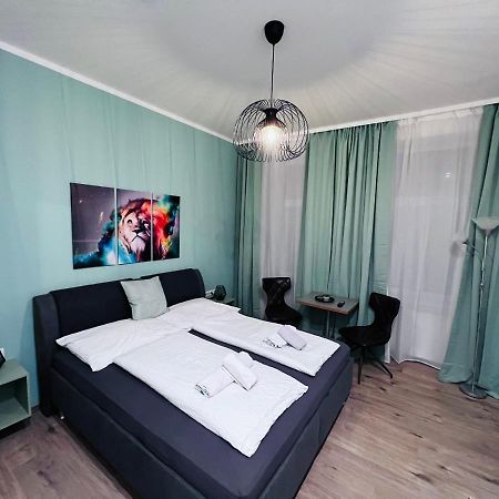 Neu Renovierte Unterkunft Viena Exterior foto