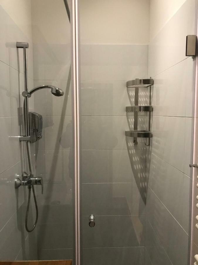 Neu Renovierte Unterkunft Viena Exterior foto